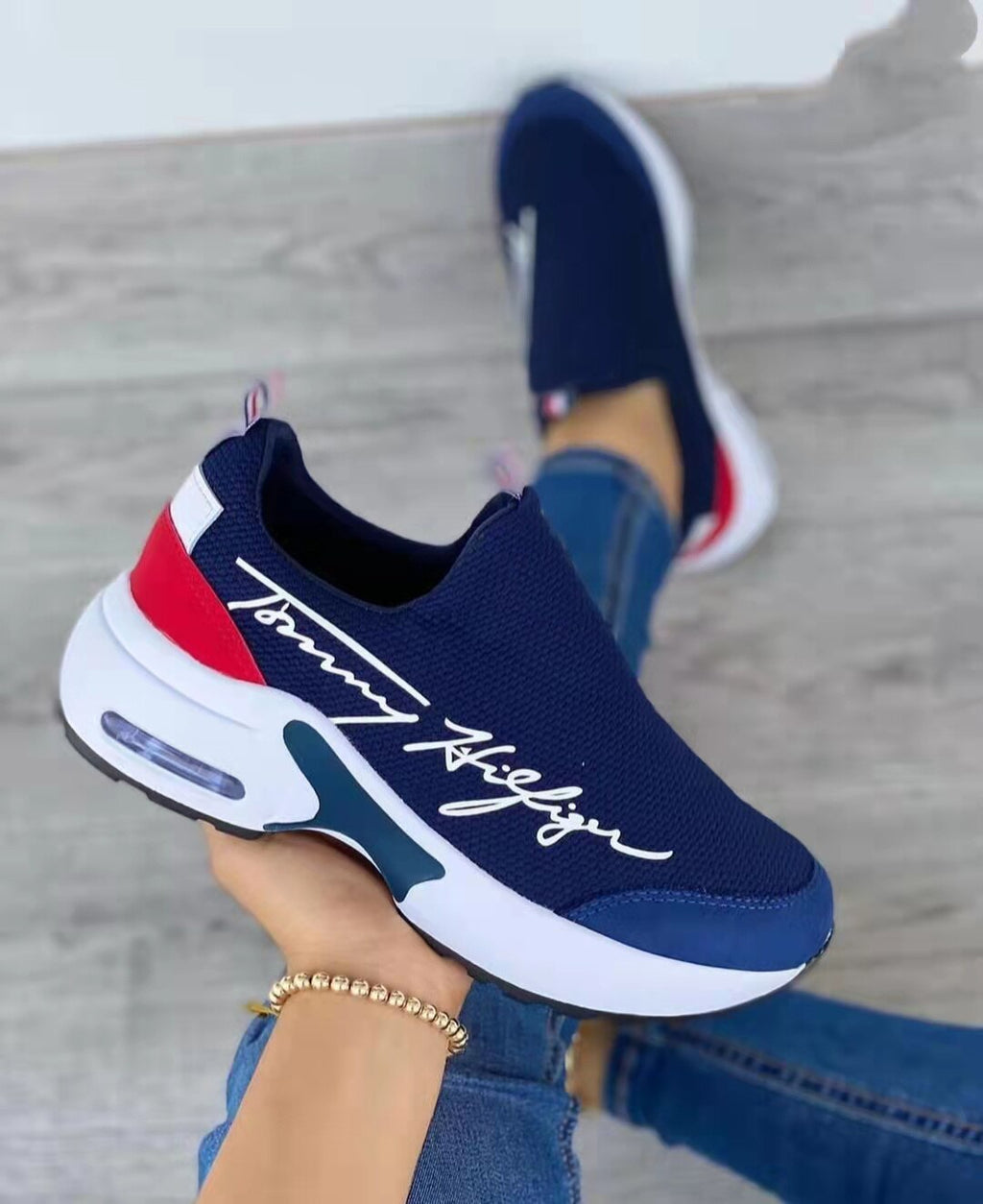 Hilfiger Ladies Walking Sneakers