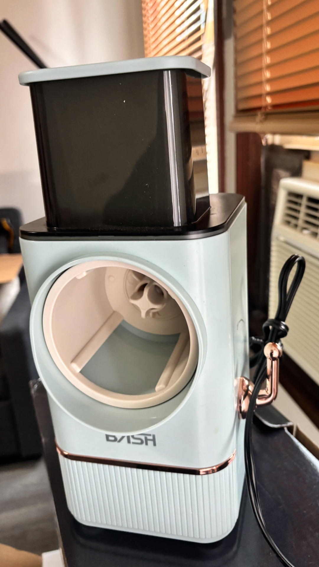 Electric Cheese and Veggie Grater